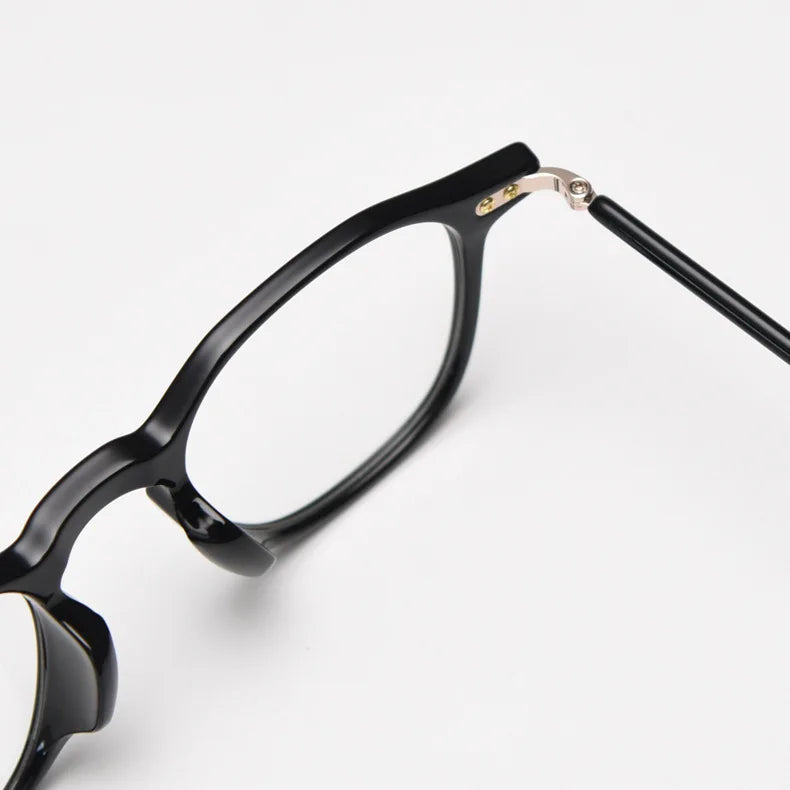 Details - Blue Light Glasses – Black frame, stylish design that blocks blue light, reduces eye strain, and improves focus. Lightweight and durable for work, gaming, and screen use. Explore more at www.zenluk.com